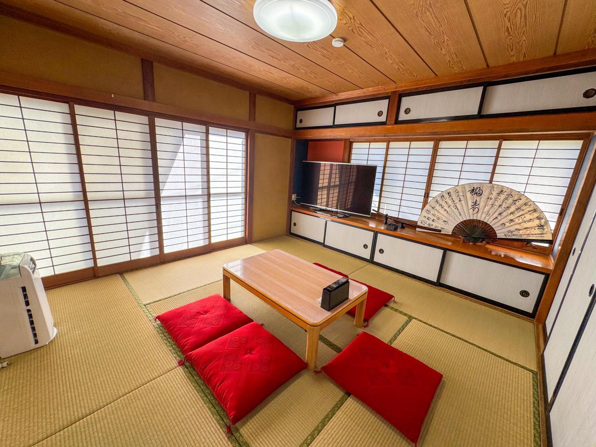 Villa Fuji Ninja House Fujiyoshida Esterno foto